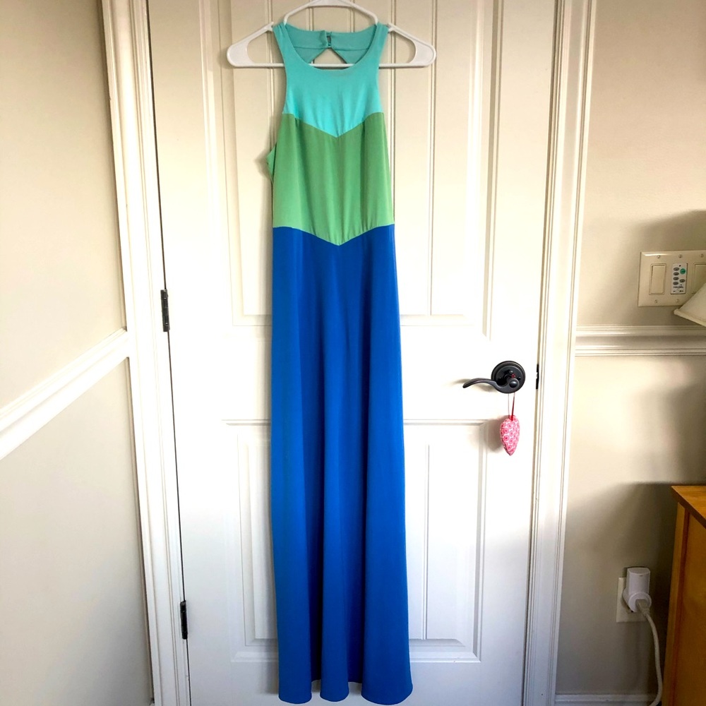 Sleeveless Dress